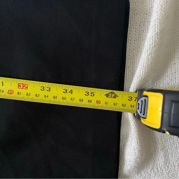 WHITE House Black Market Black and Maroon/Burgundy Scoop Neck Dress Size 12 - Picture 12 of 13